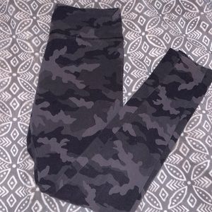 ✨4 for 20✨ cami leggings